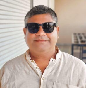 प्रशांत नायक, विचार लेखक 